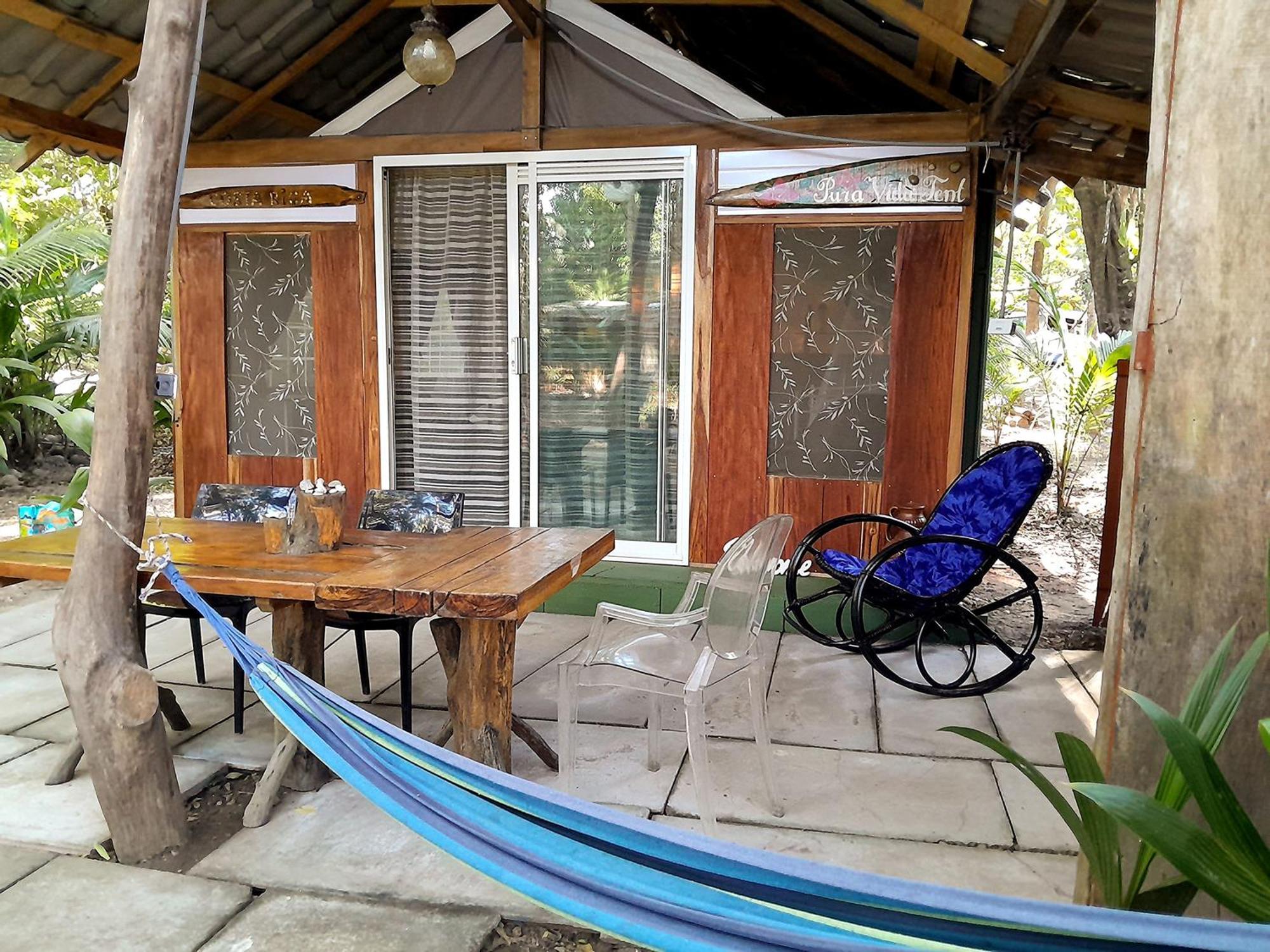 Fully Furnished Family Jungle Tent, Latino Glamping Paquera Eksteriør bilde